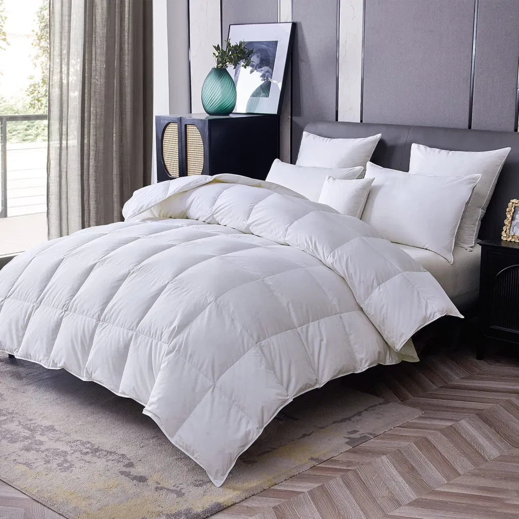 China Manufacturer 50% White Goose Down 50% Feather Hotel Bed Quilt