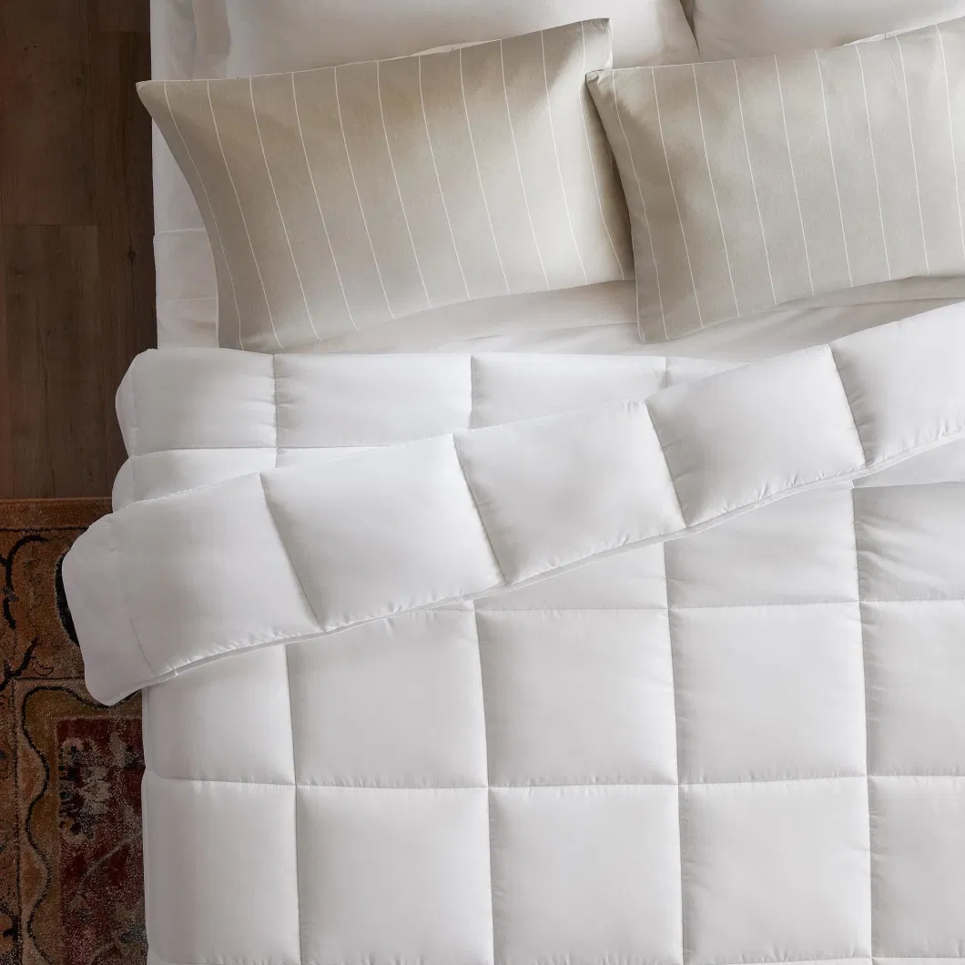 Cheapest Bed Sleeping Polyester Quilt, Summer Microfiber Quilt Insert, Custom Design Hollow Fiber Quilt Inner, Breathable Down Alternative White Quilt