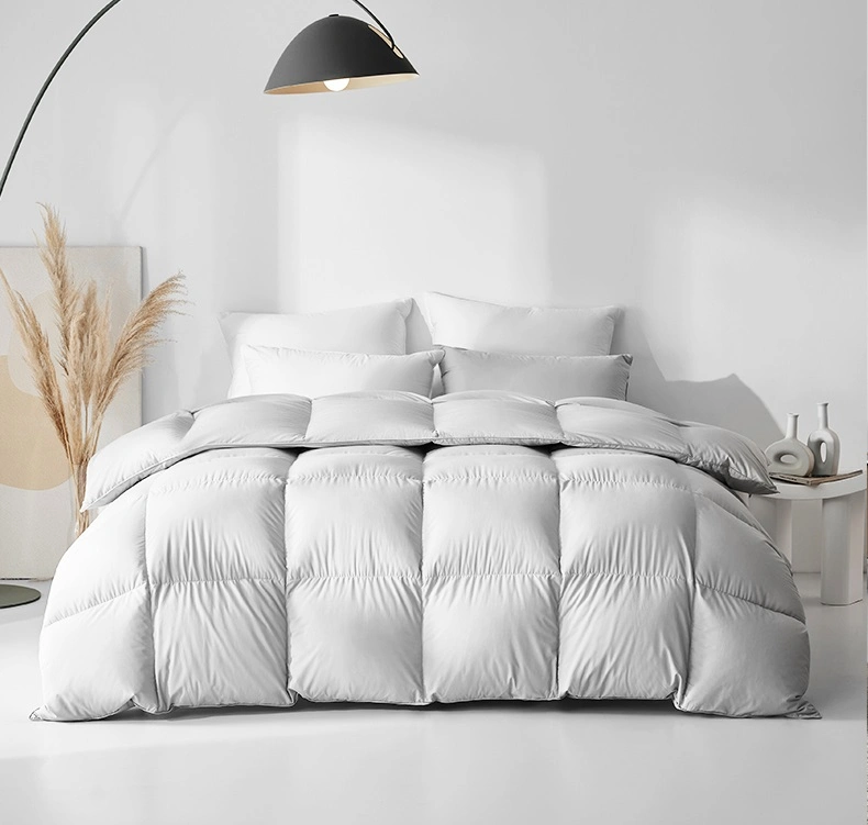 Luxury White Duck Down and Feather Duvet Quilt