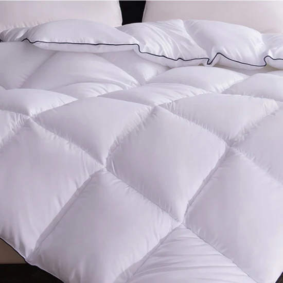 Super Soft Down Alternative Polyester Microfiber Summer Bed Sleeping Comforter Duvet Quilt